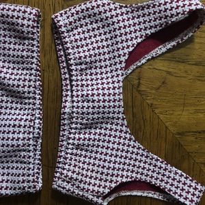 Friendly crow vintage outfit